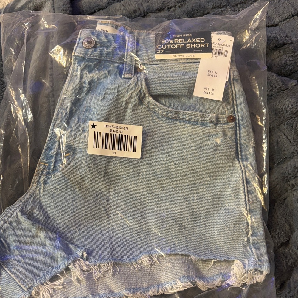 Abercrombie & Fitch curve love jean shorts
